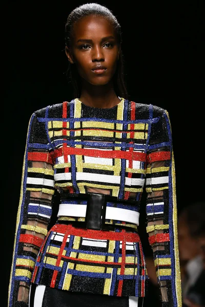 Look 80